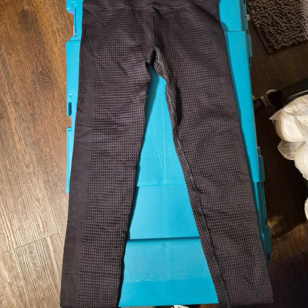 All in Motion Black waffle knit leggings in XS #activewear #athleisure